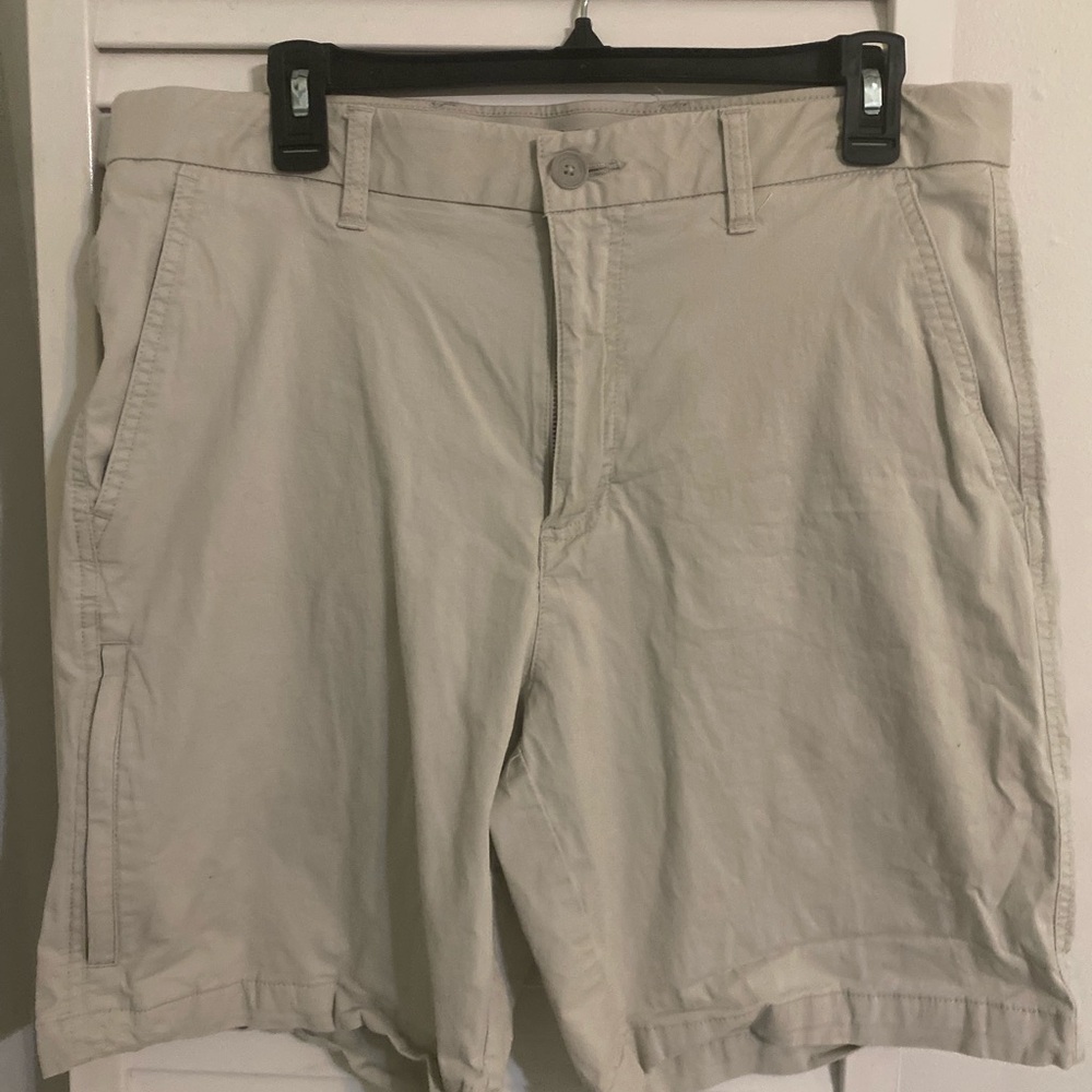 Croft & Barrow Tan Flat Front Shorts sz 34